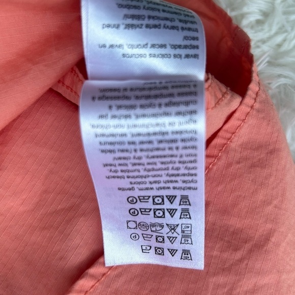 Calvin Klein button up short sleeve collared shirt size small - Picture 6 of 9